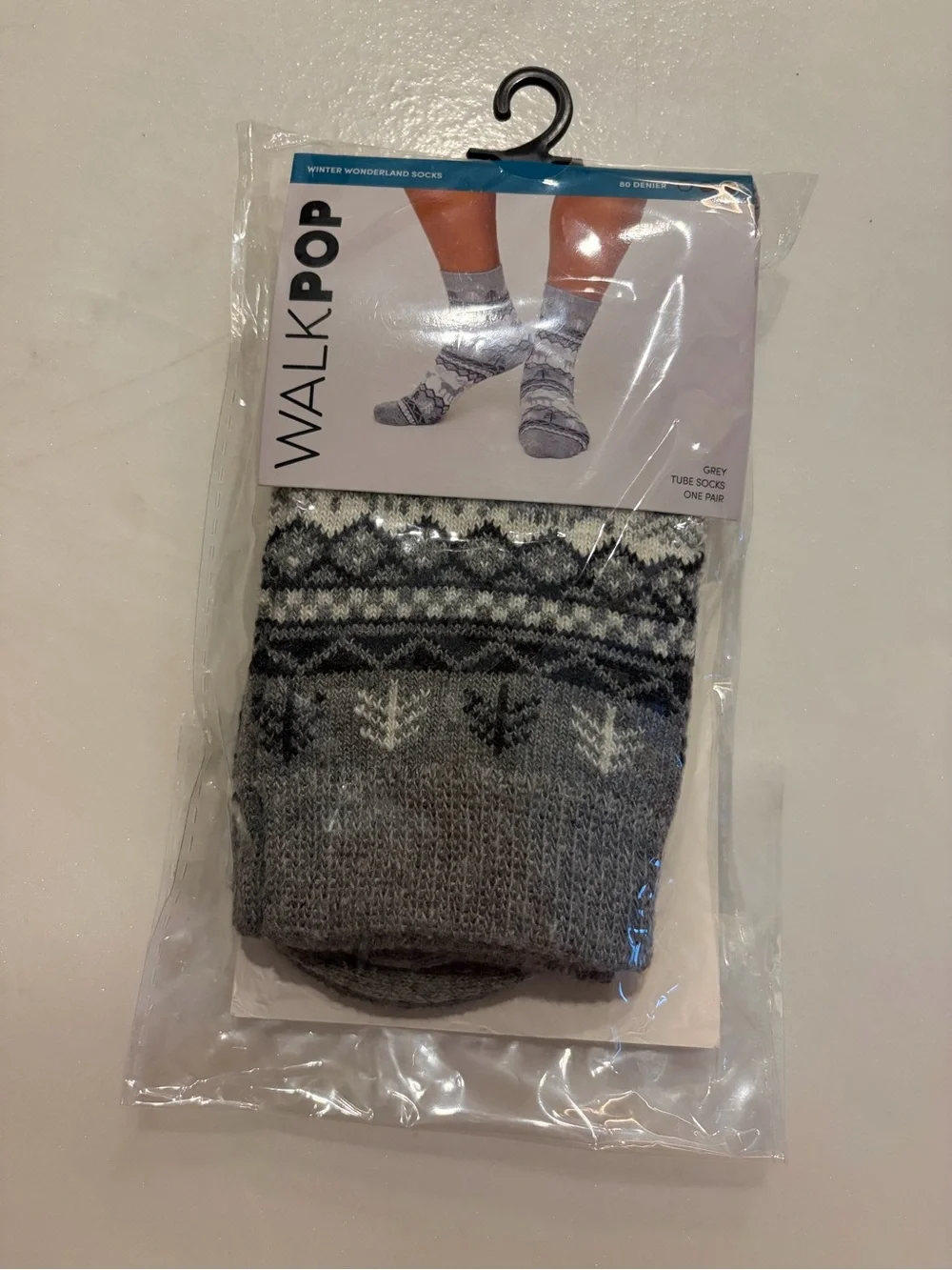Winter Wonderland Crew Socks - Gray Pattern